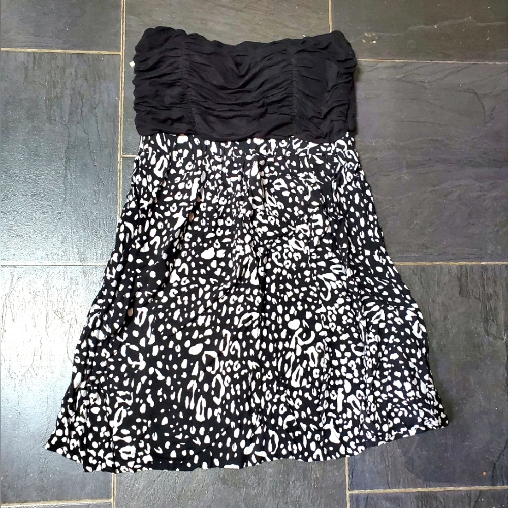 Strapless Patterned Party dress (size S)
